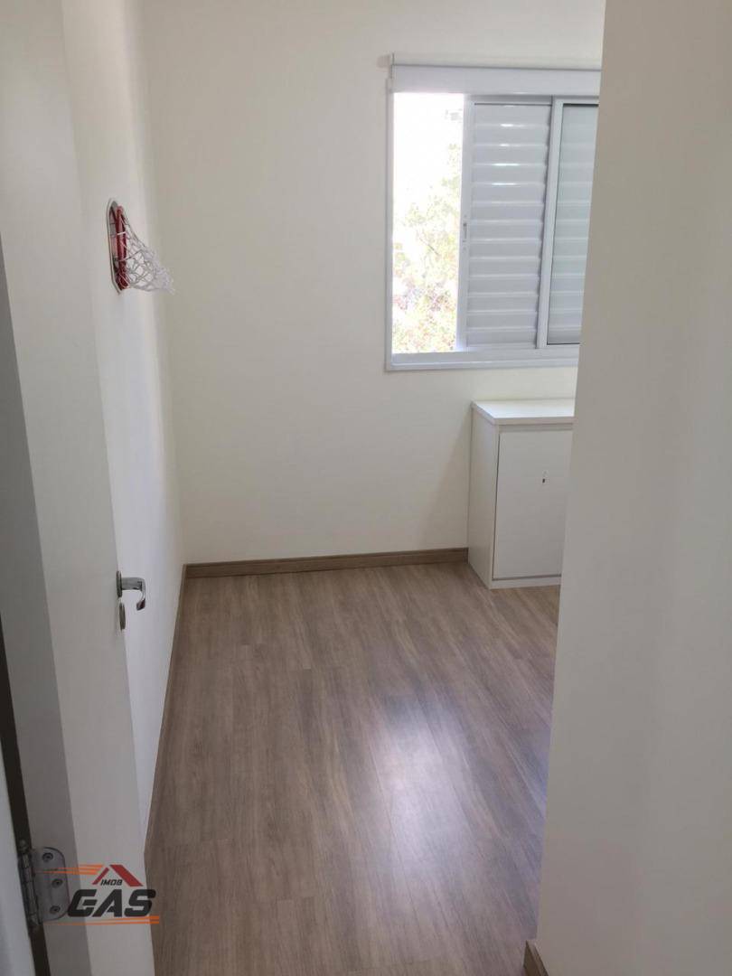 Apartamento à venda com 3 quartos, 74m² - Foto 7