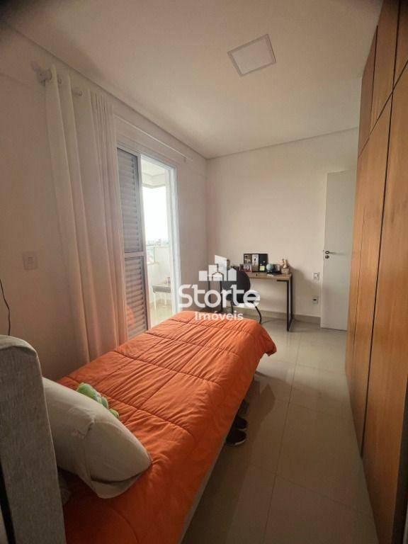 Apartamento à venda com 3 quartos, 109m² - Foto 22