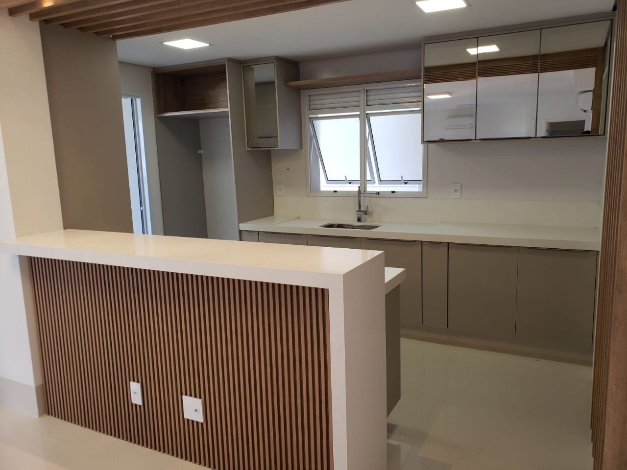 Apartamento à venda com 3 quartos, 145m² - Foto 16