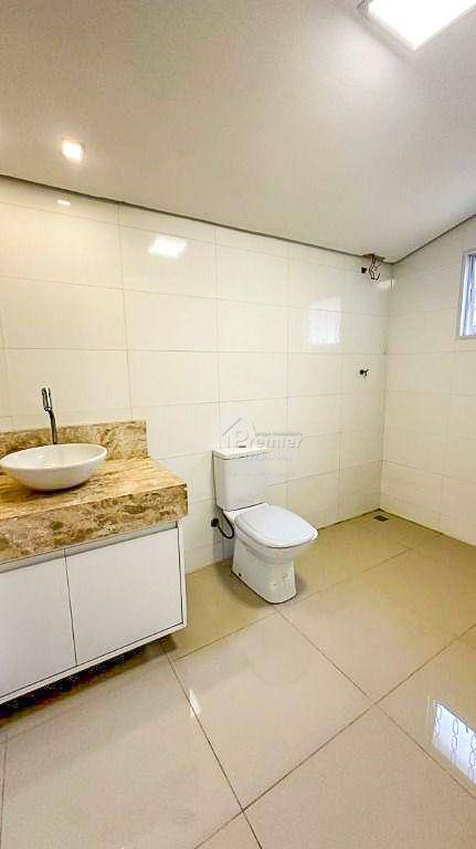 Chácara à venda e aluguel com 3 quartos, 246m² - Foto 20