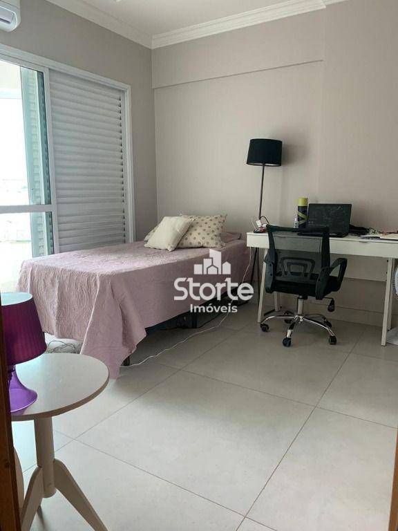 Apartamento à venda com 4 quartos, 156m² - Foto 8