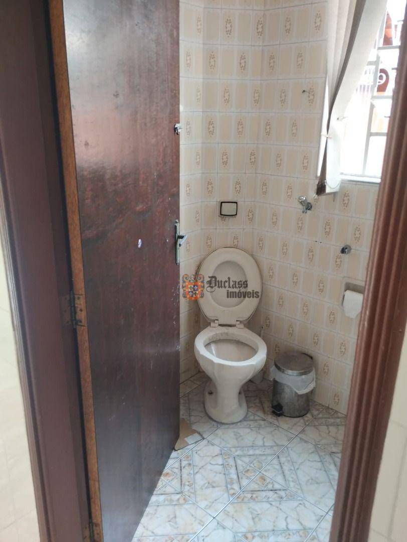 Casa à venda com 5 quartos, 165m² - Foto 18