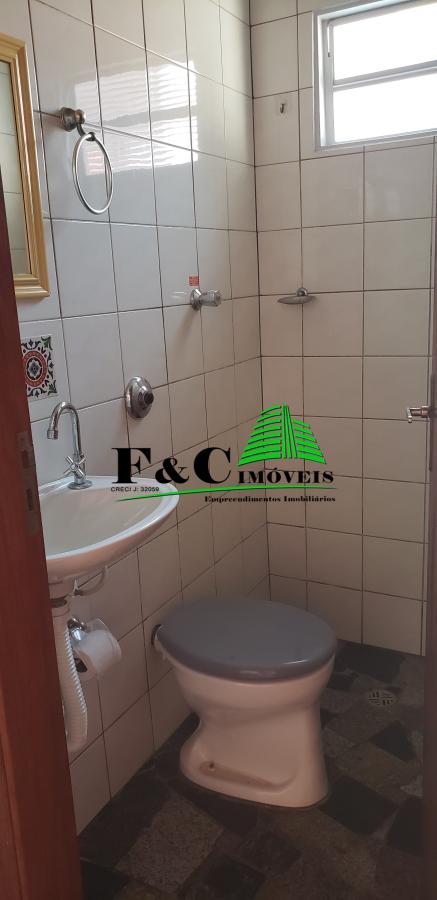 Casa para alugar com 3 quartos, 140m² - Foto 7