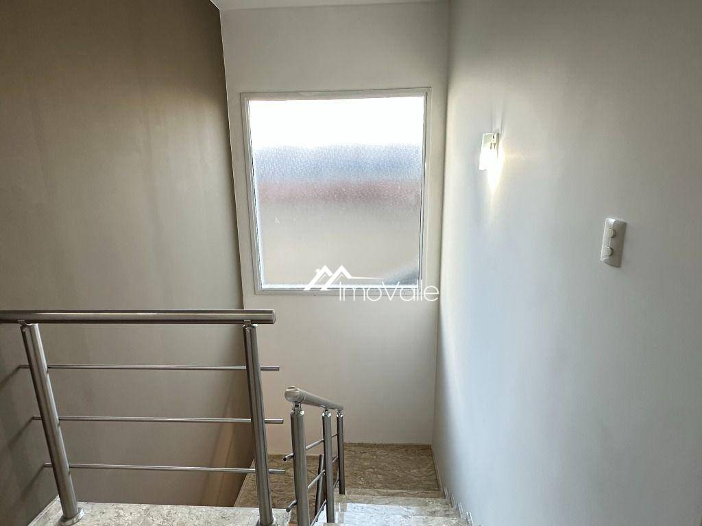 Casa de Condomínio para alugar com 4 quartos, 280m² - Foto 25