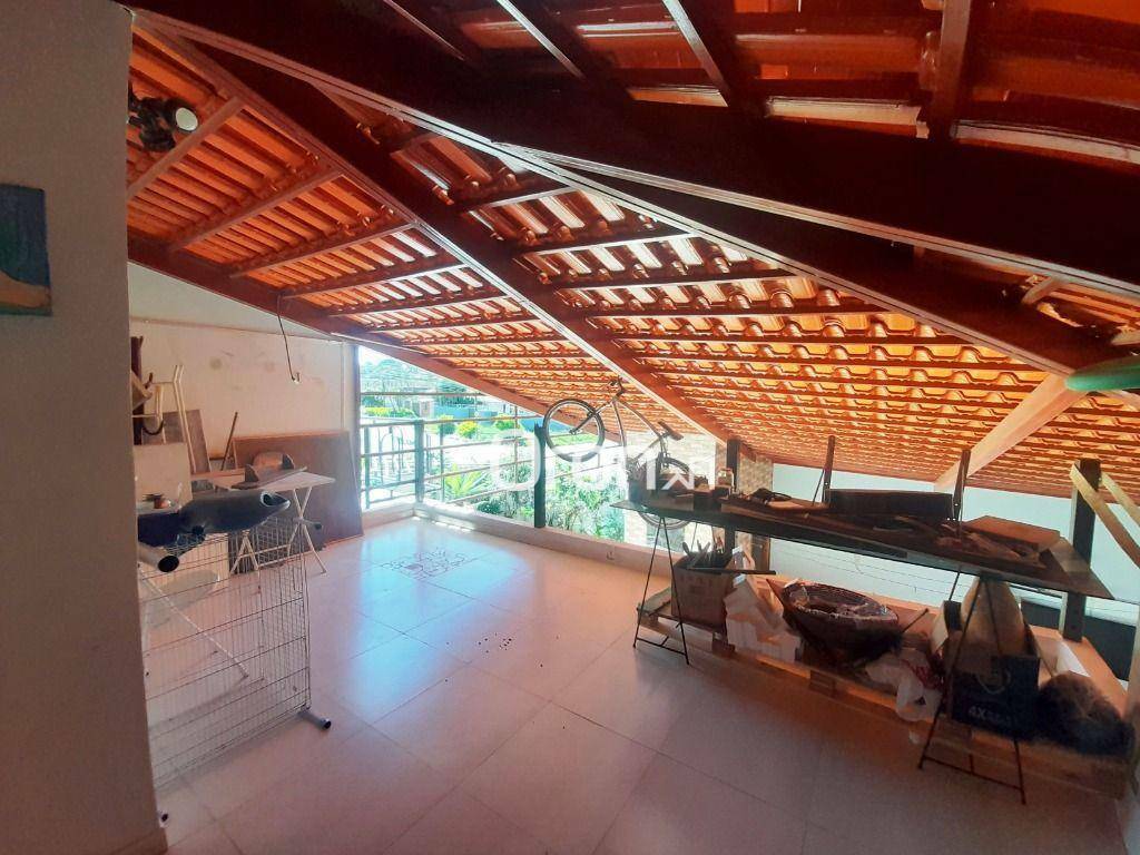 Sobrado à venda com 3 quartos, 270m² - Foto 25