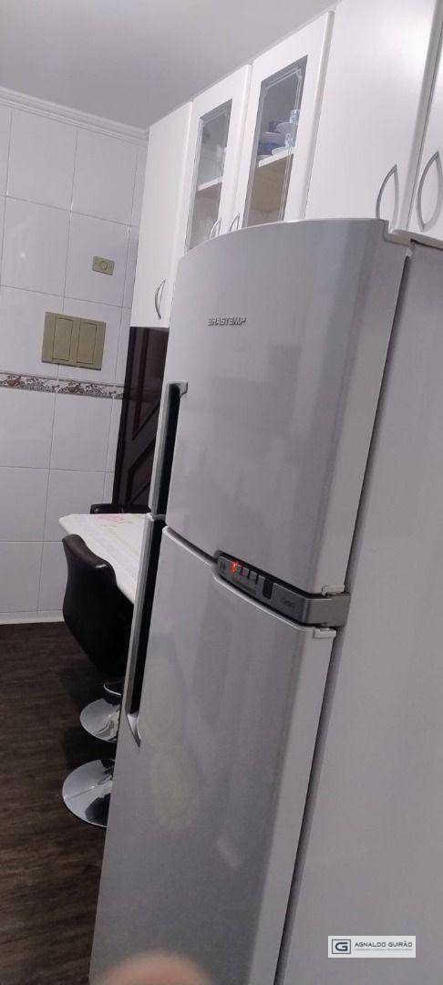 Apartamento à venda com 2 quartos, 42m² - Foto 9