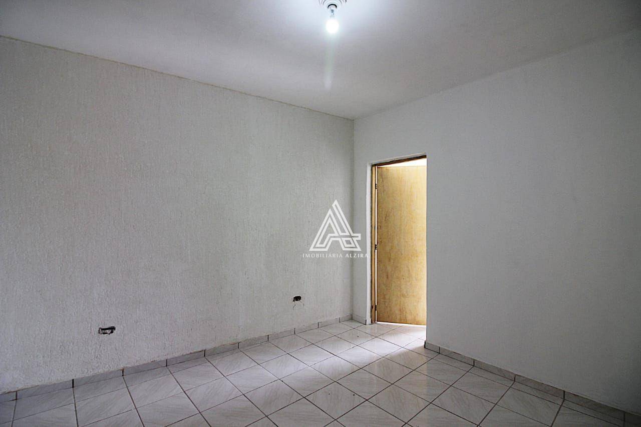 Casa à venda com 2 quartos, 200m² - Foto 10