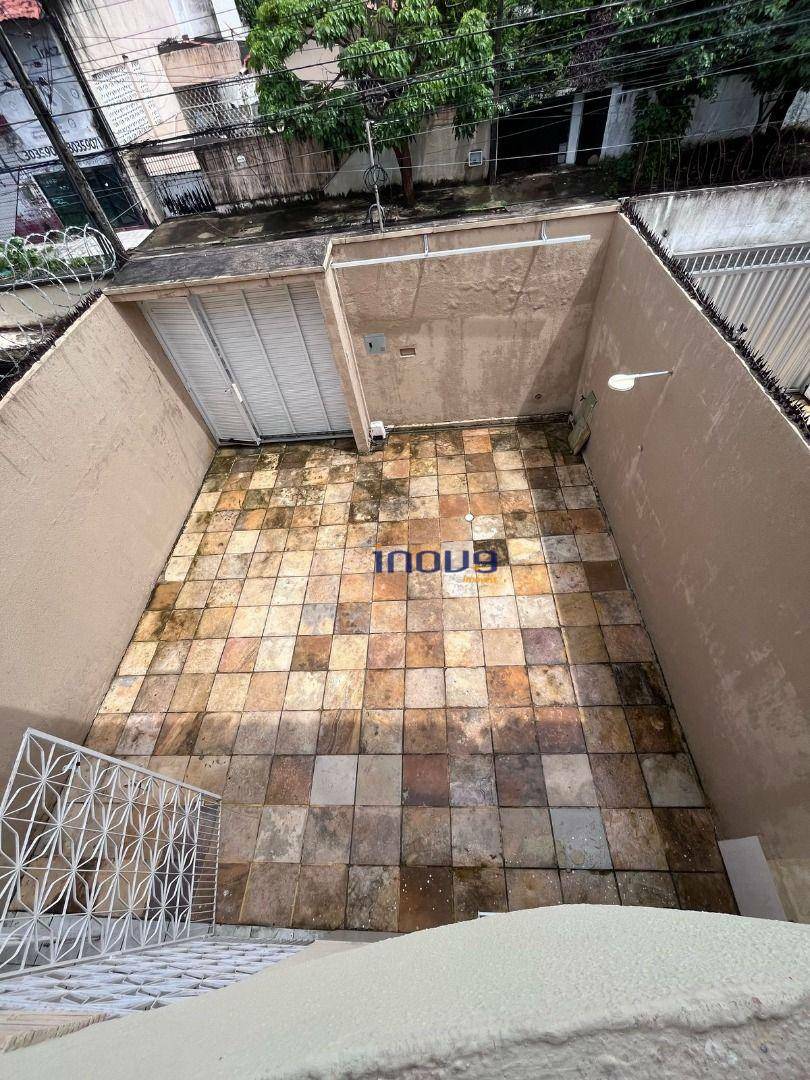 Casa à venda com 4 quartos, 180M2 - Foto 3