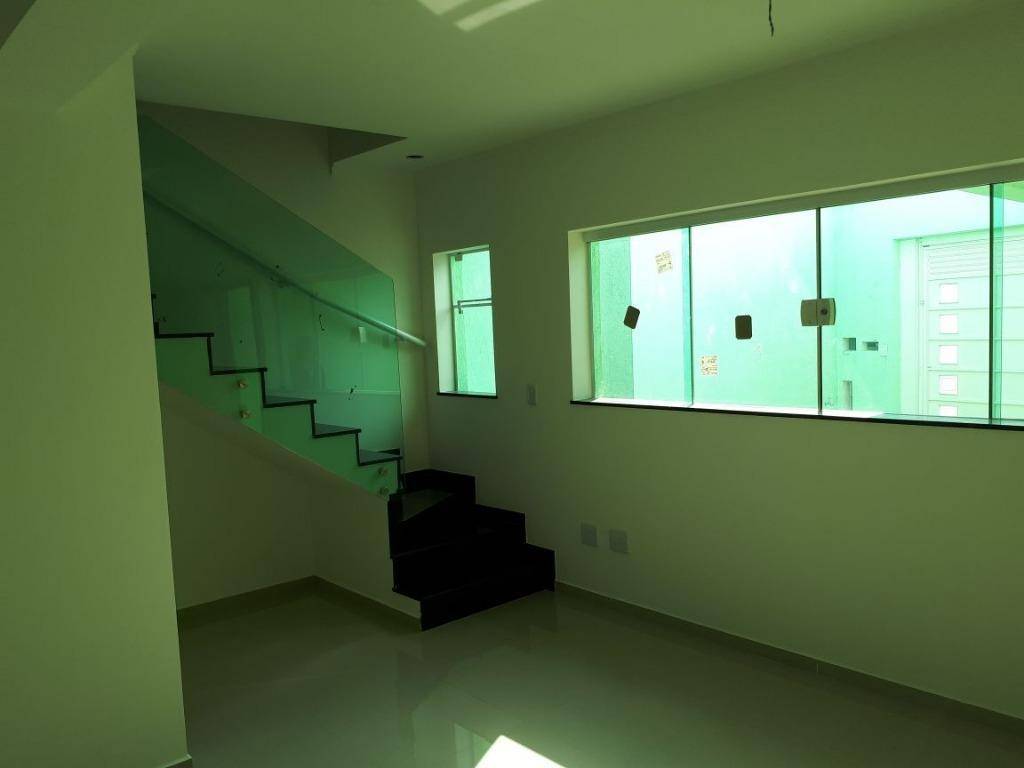 Sobrado à venda com 2 quartos, 95m² - Foto 2