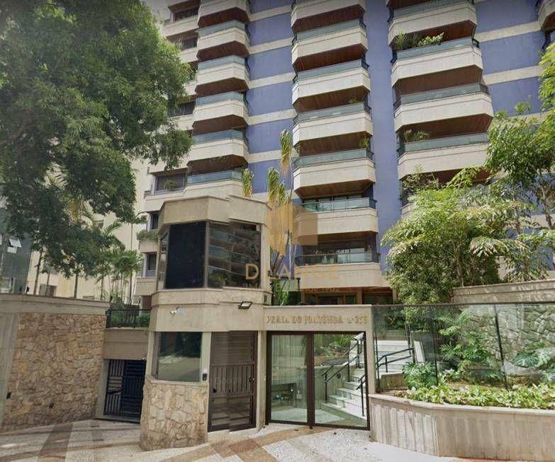 Apartamento à venda com 3 quartos, 200m² - Foto 1