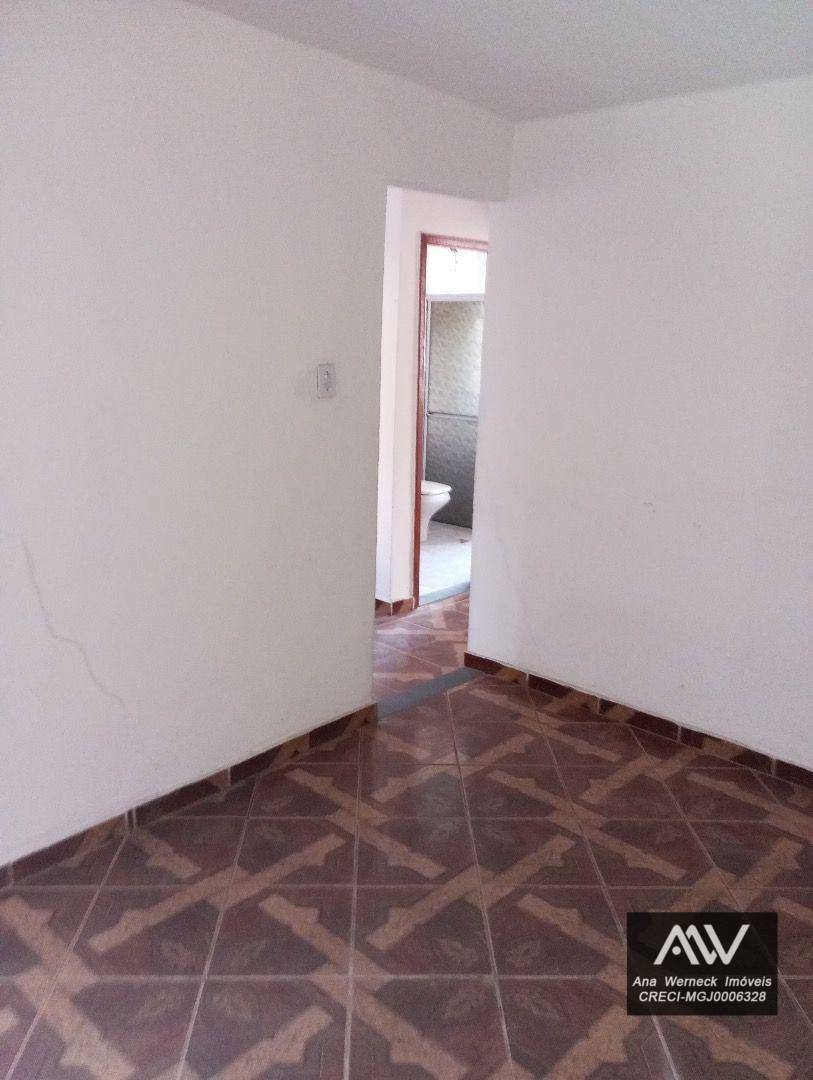 Casa à venda com 4 quartos, 200m² - Foto 8