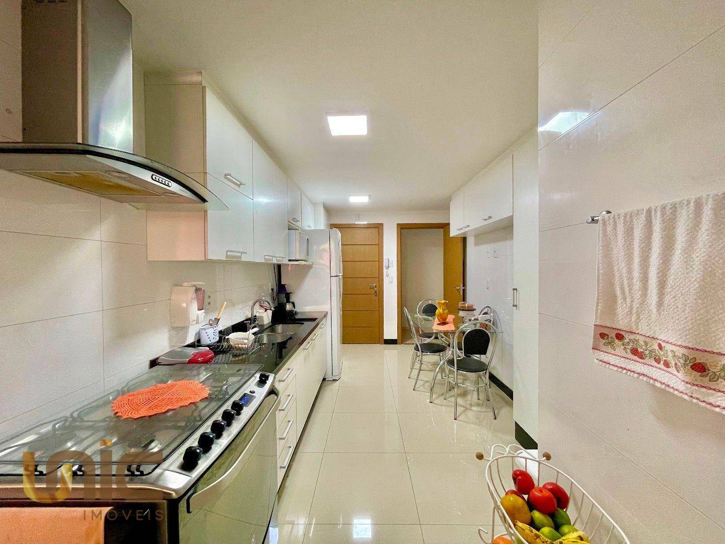 Apartamento à venda com 4 quartos, 145m² - Foto 28