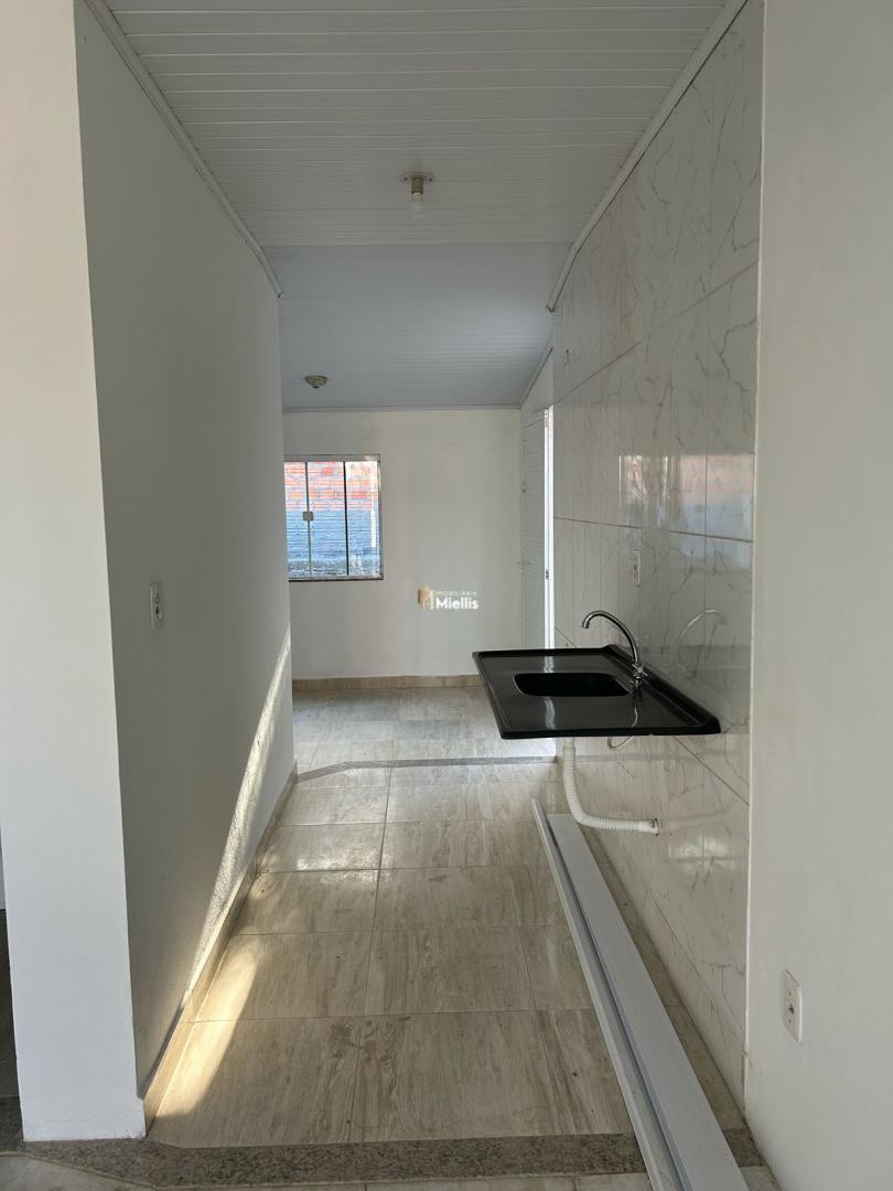 Casa à venda com 2 quartos, 47m² - Foto 11