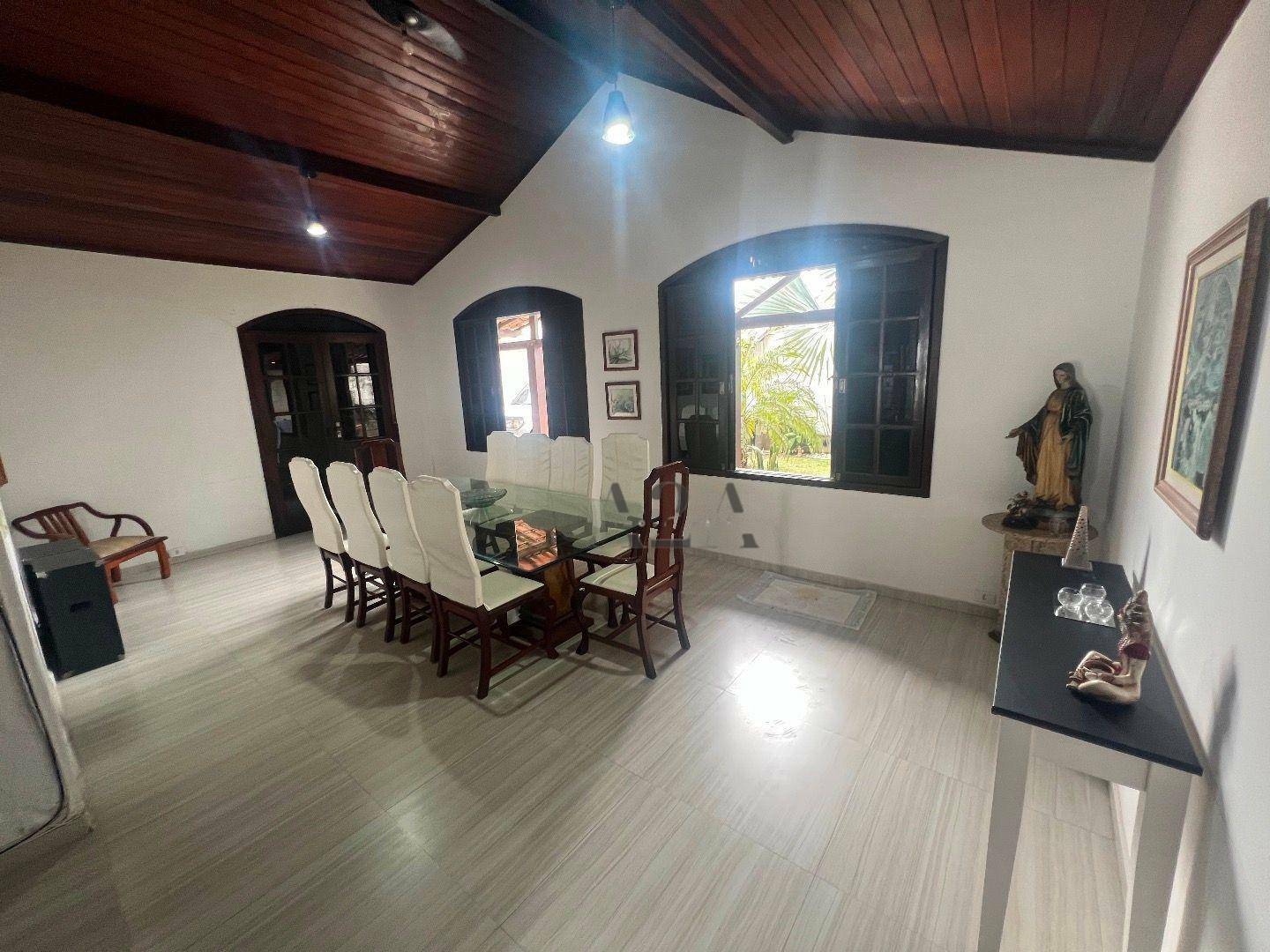 Casa à venda com 4 quartos, 335m² - Foto 28