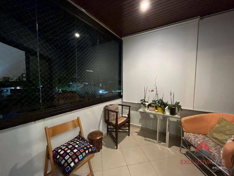 Apartamento à venda com 5 quartos, 200m² - Foto 19