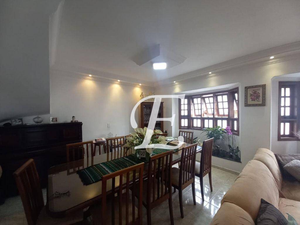 Sobrado à venda com 4 quartos, 256m² - Foto 11