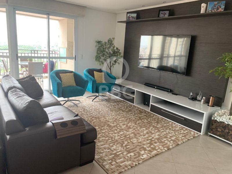 Apartamento à venda com 3 quartos, 180m² - Foto 5