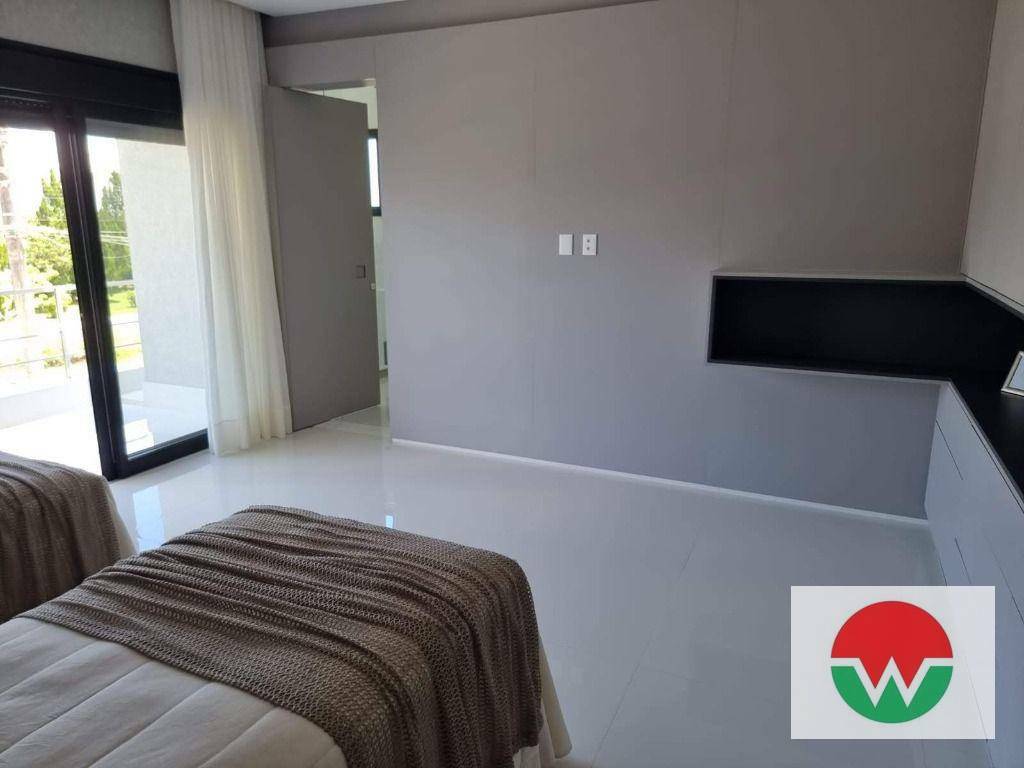 Casa de Condomínio à venda com 7 quartos, 800m² - Foto 21