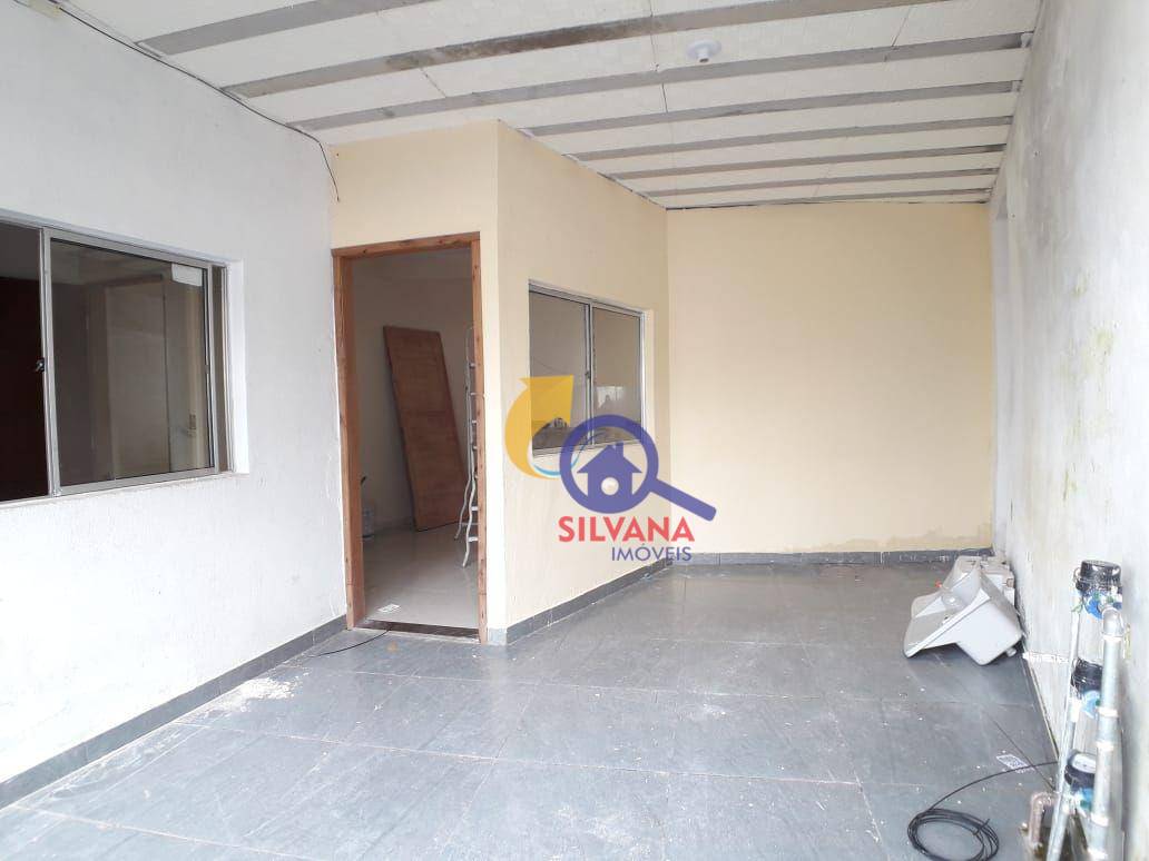 Casa à venda com 2 quartos, 70m² - Foto 13