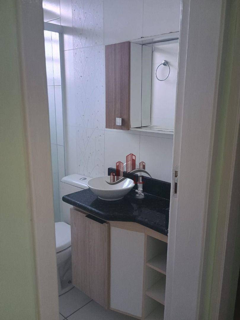 Apartamento para alugar com 2 quartos, 52m² - Foto 7