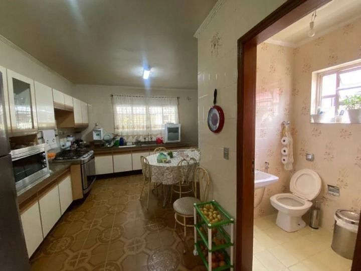 Sobrado para alugar com 2 quartos, 173m² - Foto 6