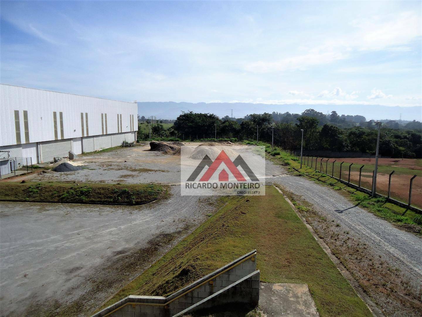 Depósito-Galpão-Armazém para alugar, 2624m² - Foto 3