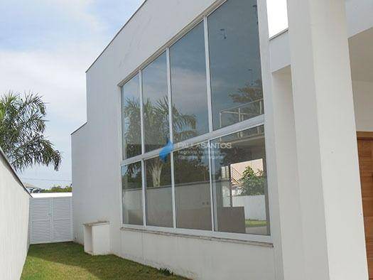 Casa de Condomínio à venda com 3 quartos, 222m² - Foto 4