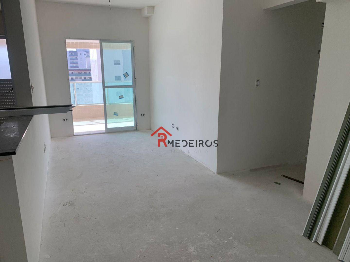 Apartamento à venda com 2 quartos, 77m² - Foto 2