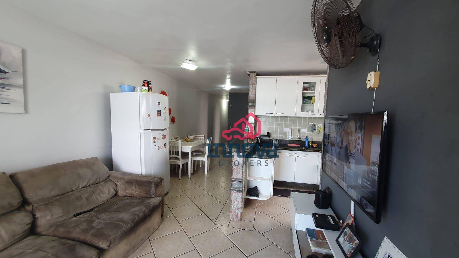 Apartamento à venda com 3 quartos, 131m² - Foto 2