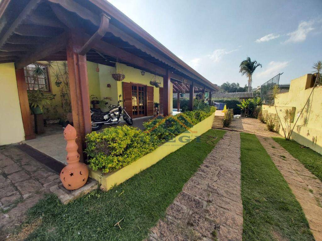 Casa de Condomínio à venda com 5 quartos, 350m² - Foto 1