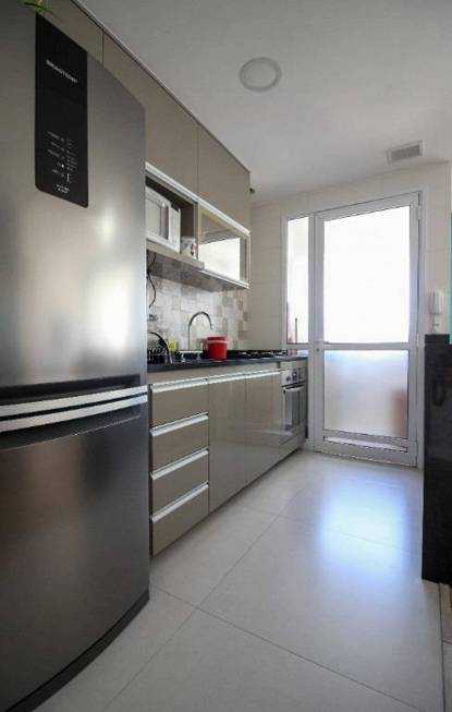 Apartamento à venda com 2 quartos, 69m² - Foto 3