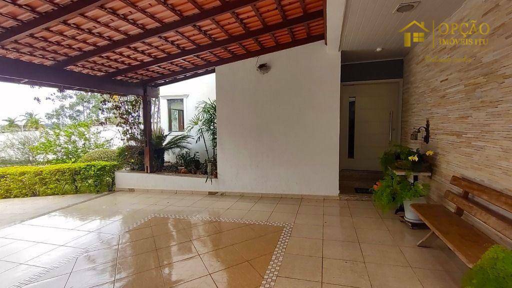 Casa de Condomínio à venda com 4 quartos, 249m² - Foto 2