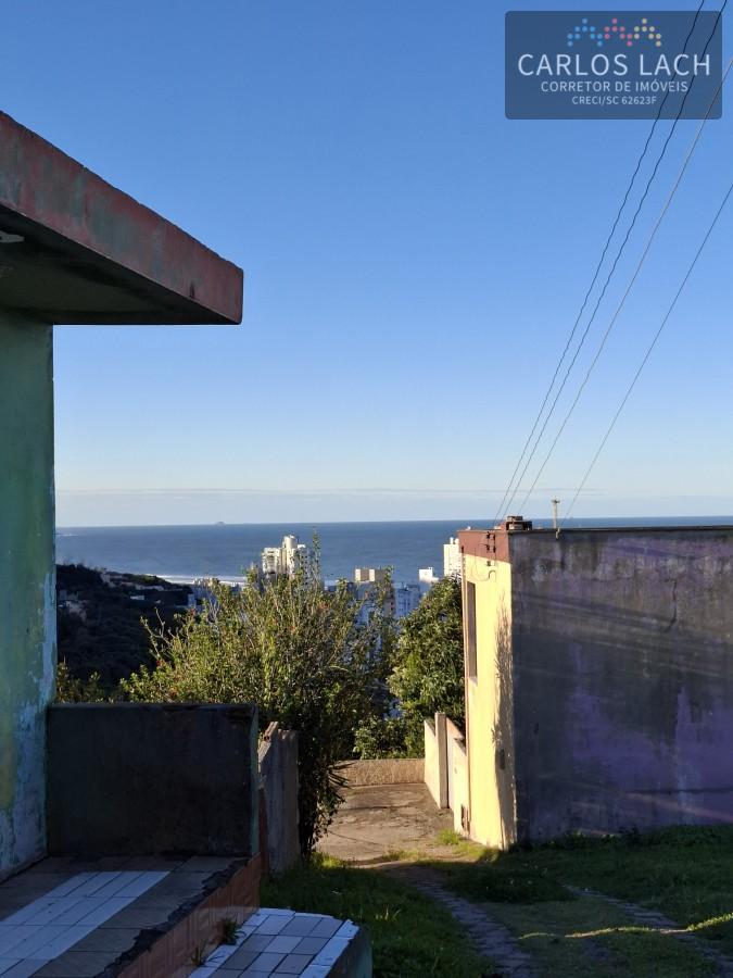 Casa à venda com 3 quartos, 62m² - Foto 17