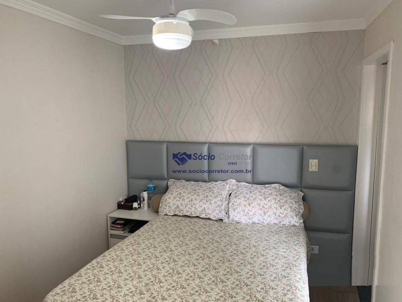 Sobrado à venda com 4 quartos, 200m² - Foto 16