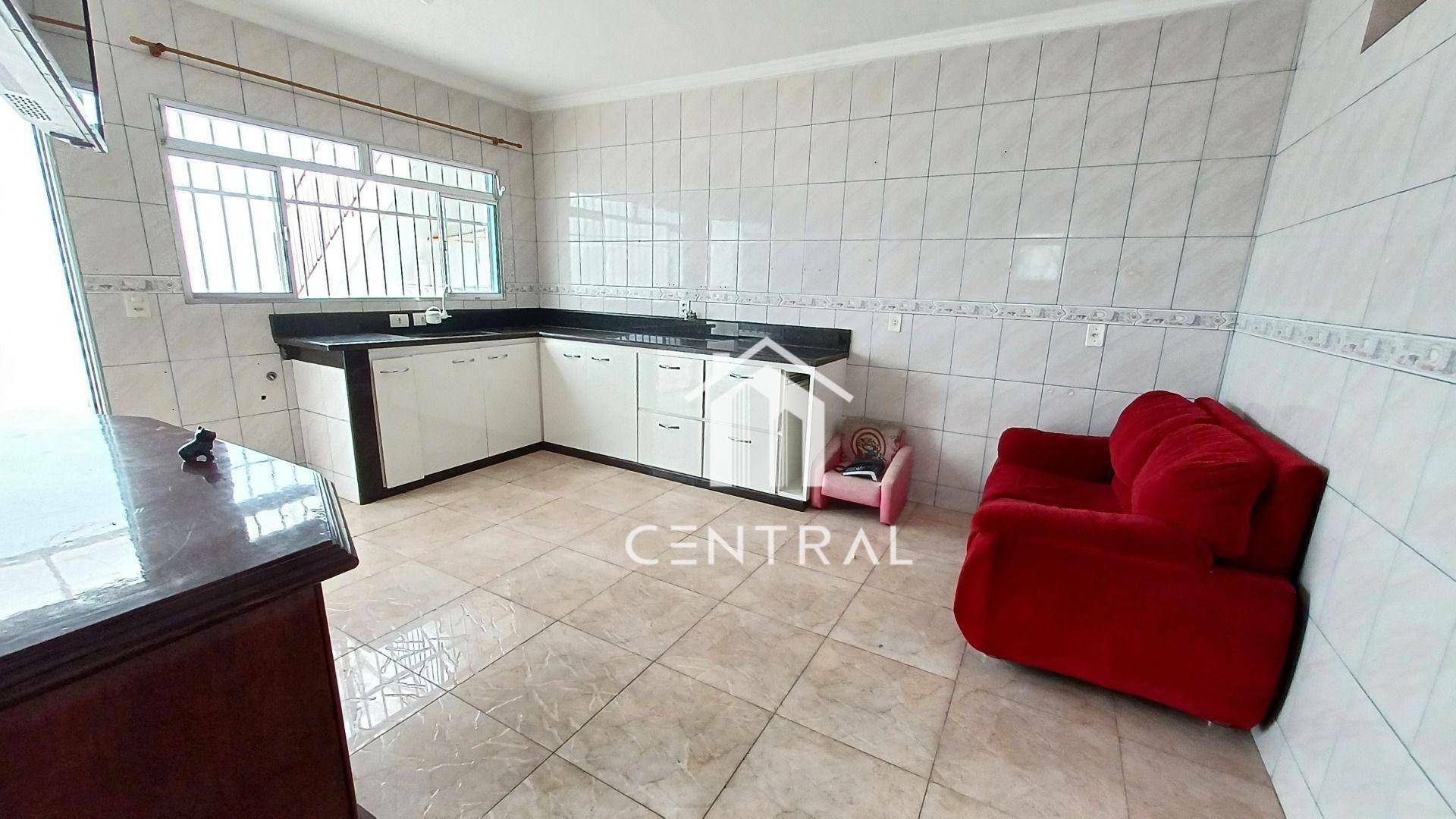 Casa para alugar com 5 quartos, 130m² - Foto 10