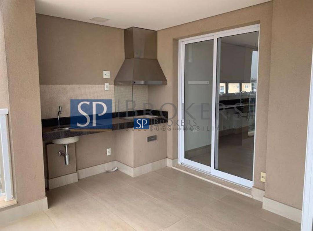 Apartamento à venda com 3 quartos, 213m² - Foto 3