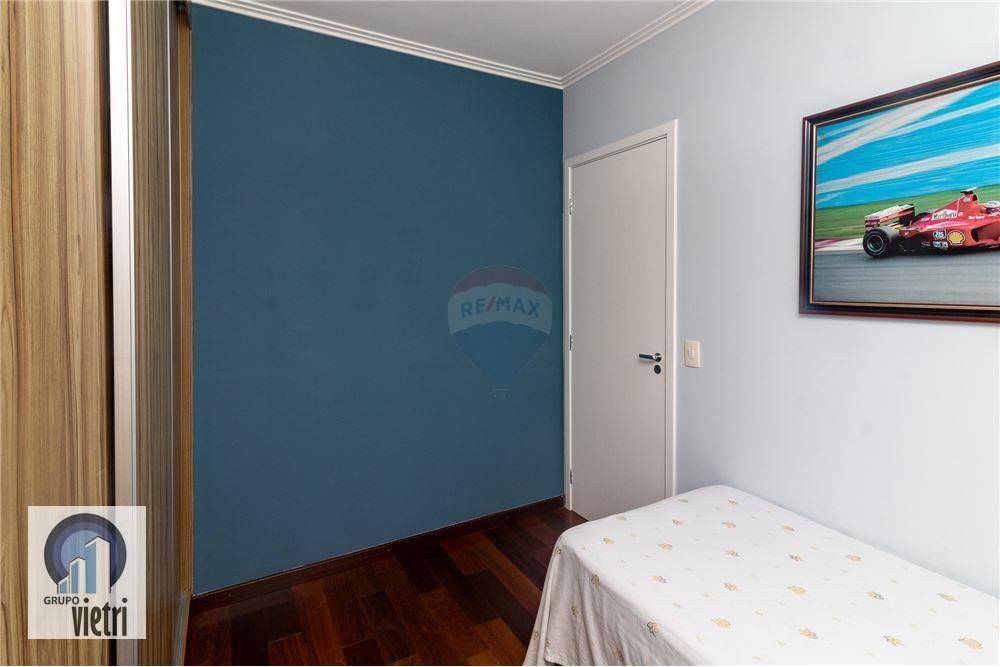 Apartamento à venda com 4 quartos, 131m² - Foto 32