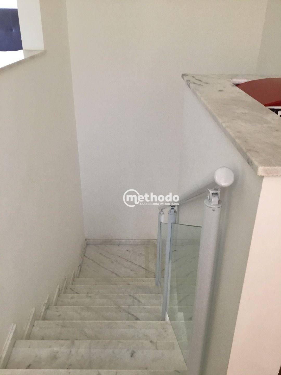 Casa de Condomínio à venda com 3 quartos, 253m² - Foto 4