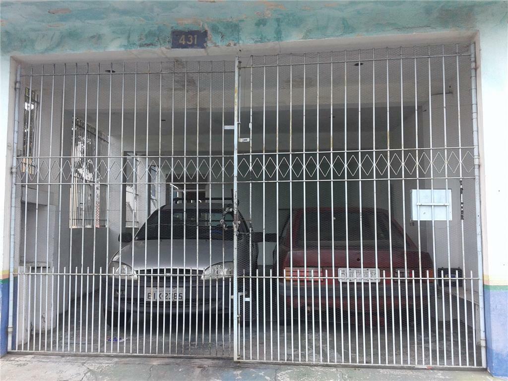Casa à venda com 4 quartos, 231m² - Foto 2