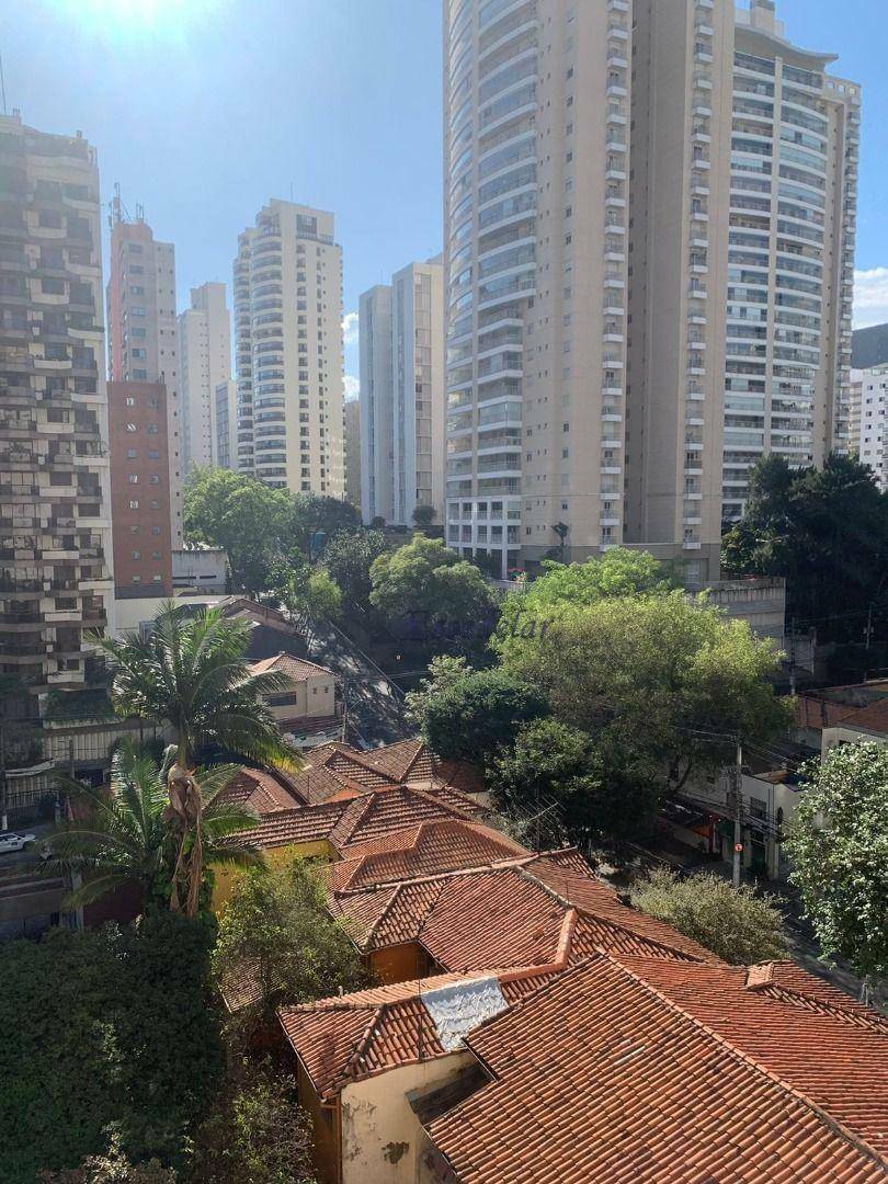 Apartamento à venda com 3 quartos, 180m² - Foto 29