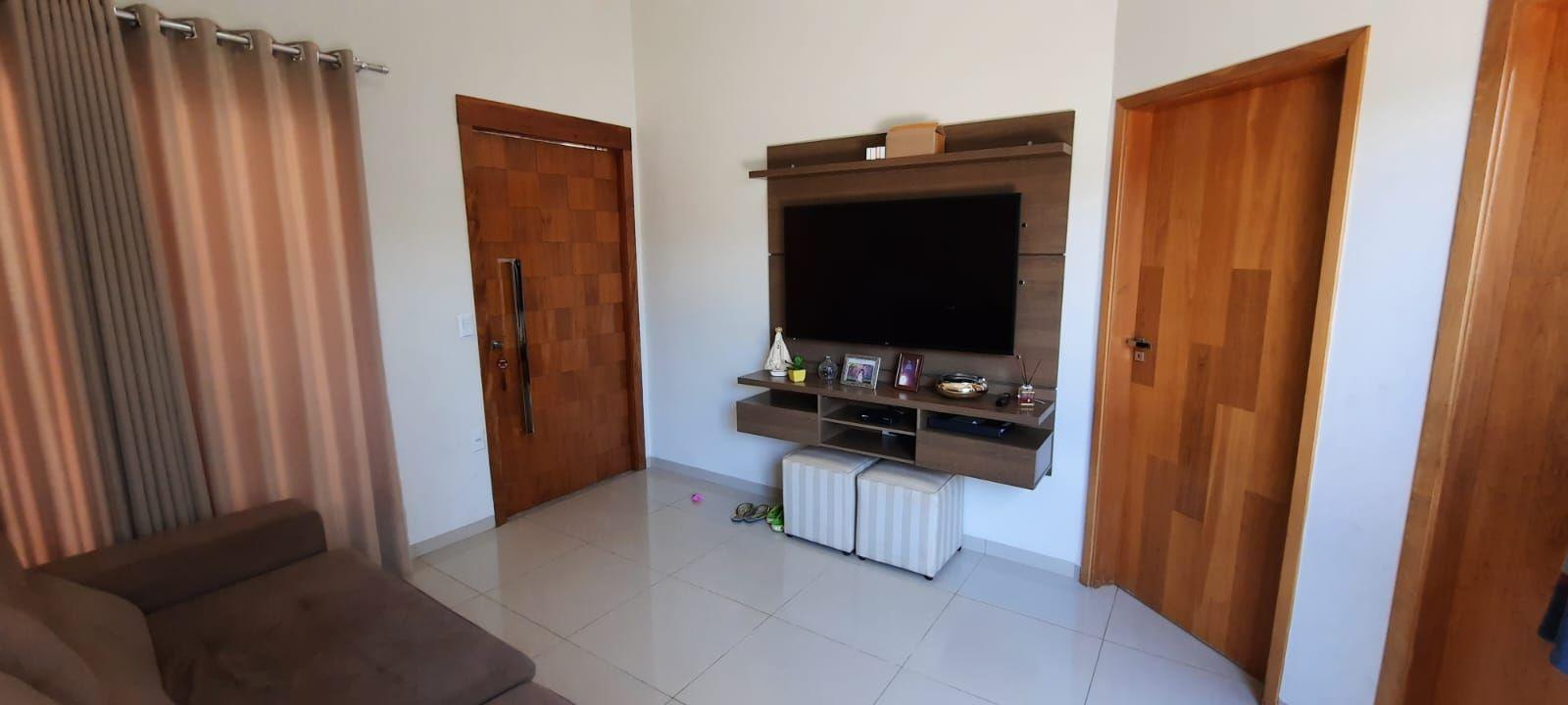 Casa à venda com 2 quartos, 180m² - Foto 19