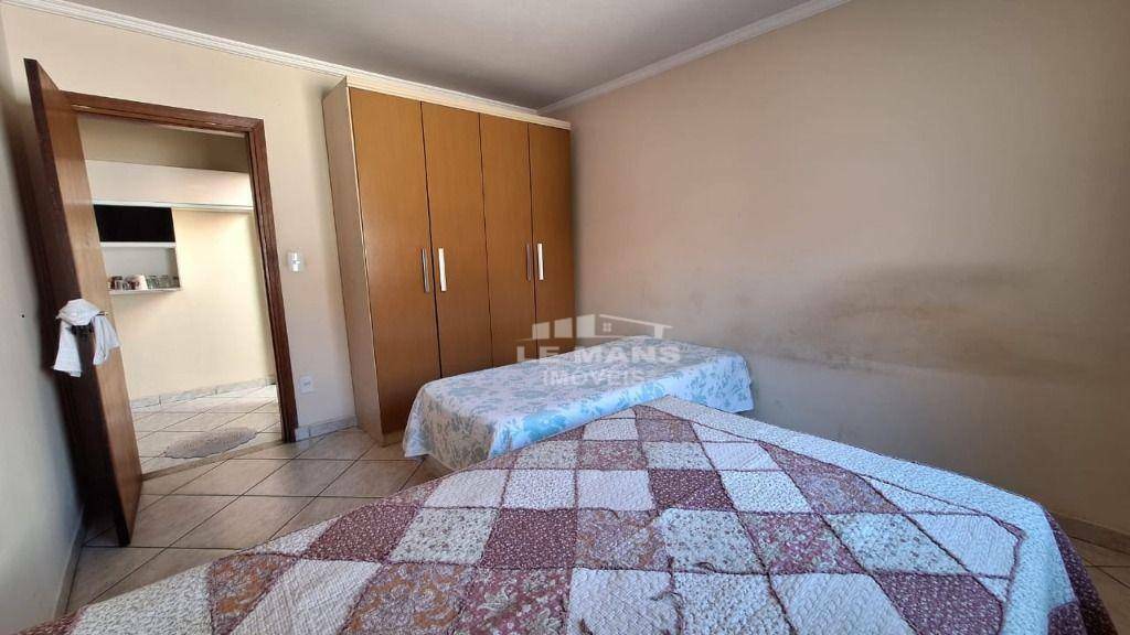 Casa à venda com 4 quartos, 150m² - Foto 21