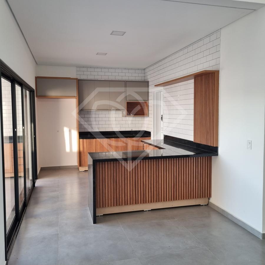 Casa à venda com 3 quartos, 191m² - Foto 3