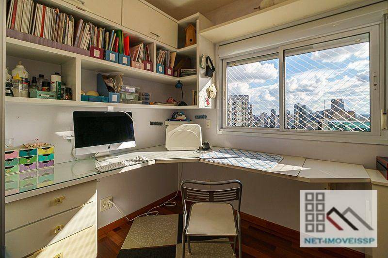 Apartamento à venda com 4 quartos, 240m² - Foto 34