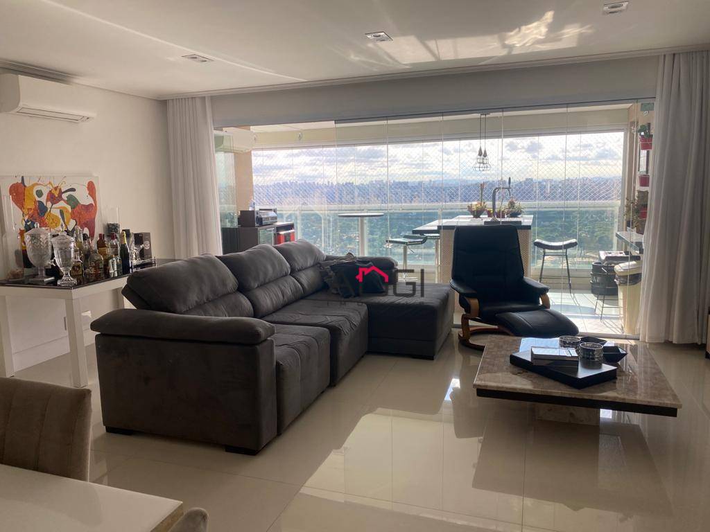 Apartamento à venda com 3 quartos, 149m² - Foto 1