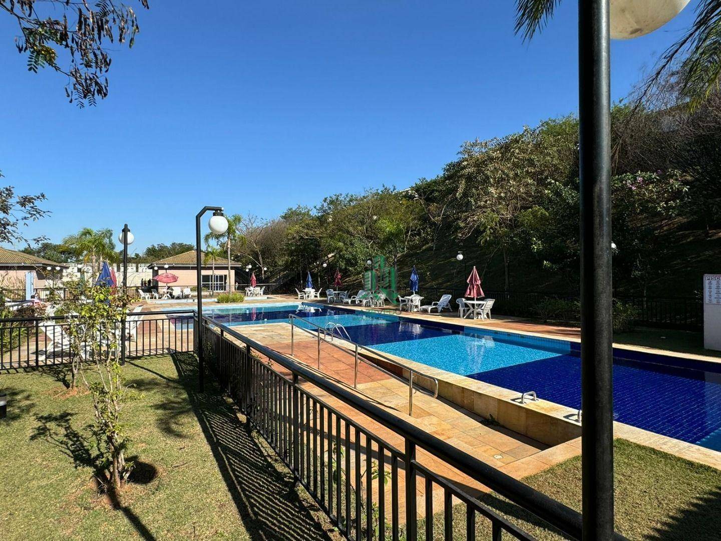 Sobrado à venda com 2 quartos, 54m² - Foto 1