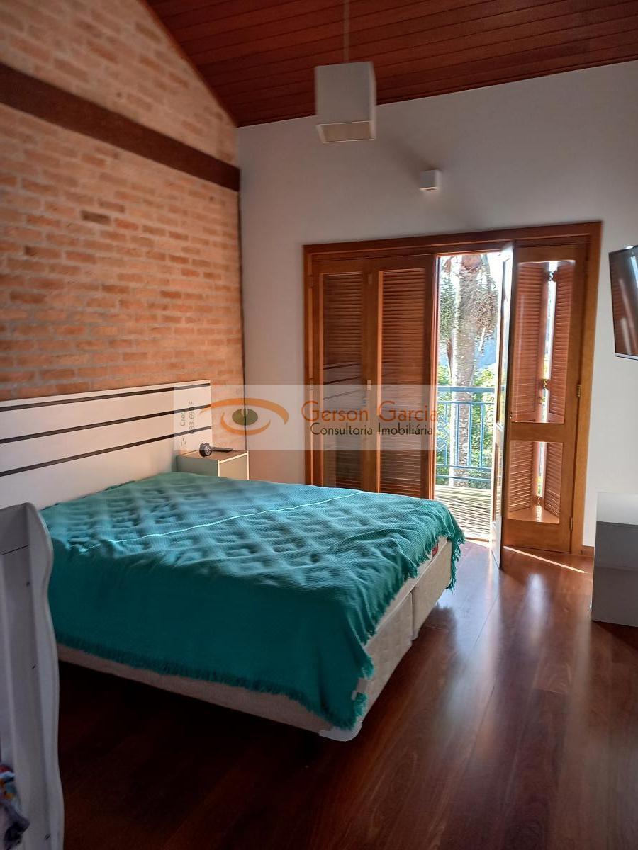 Casa de Condomínio para alugar com 4 quartos, 468m² - Foto 19