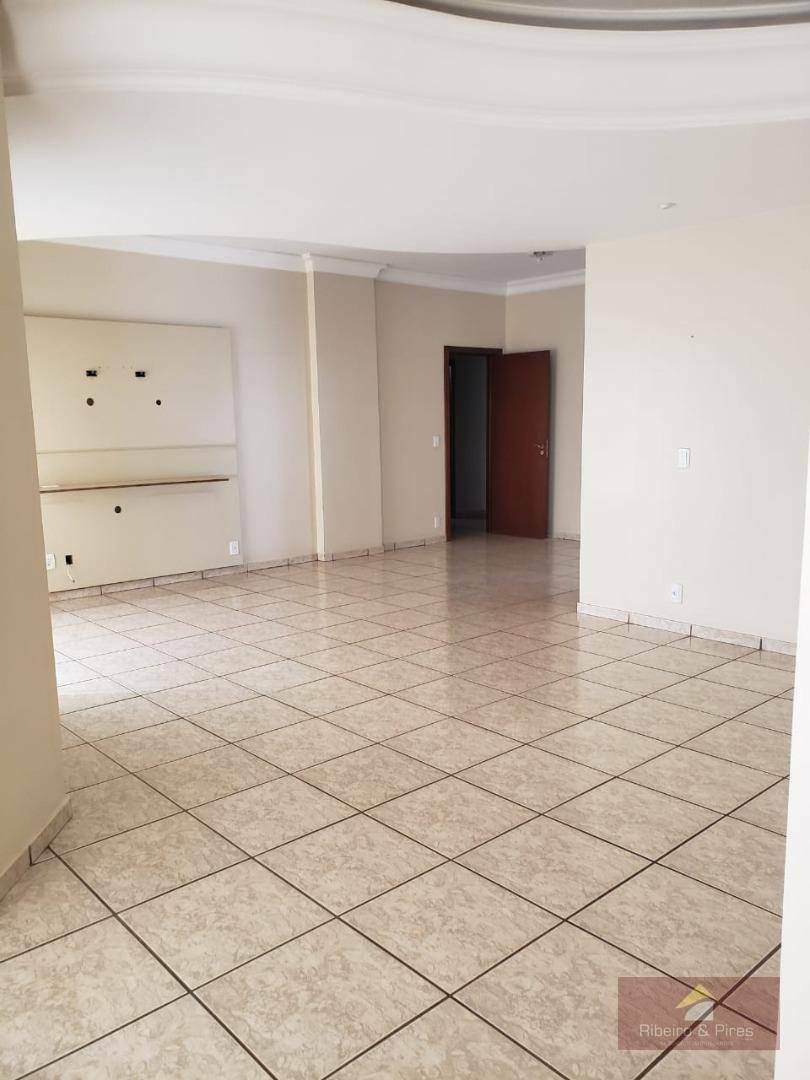 Apartamento à venda com 3 quartos, 162m² - Foto 2