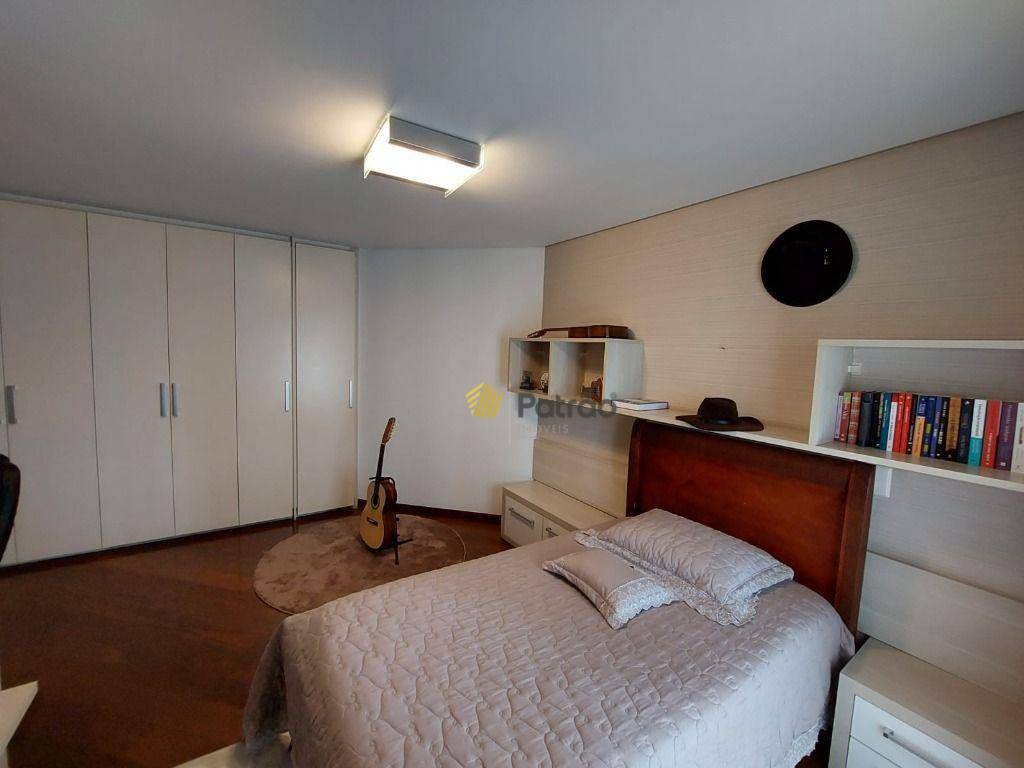 Apartamento à venda e aluguel com 4 quartos, 225m² - Foto 18