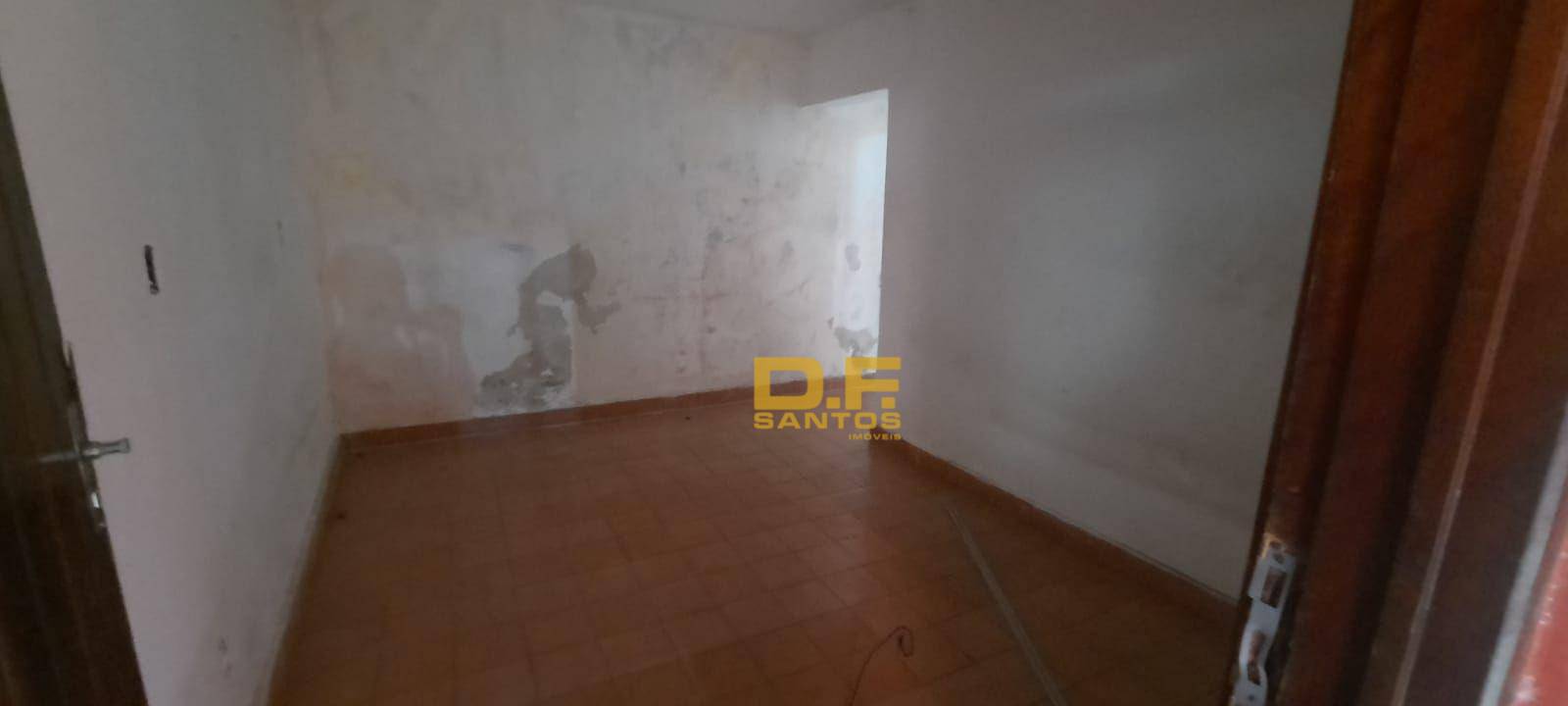 Casa para alugar com 3 quartos, 1M2 - Foto 4